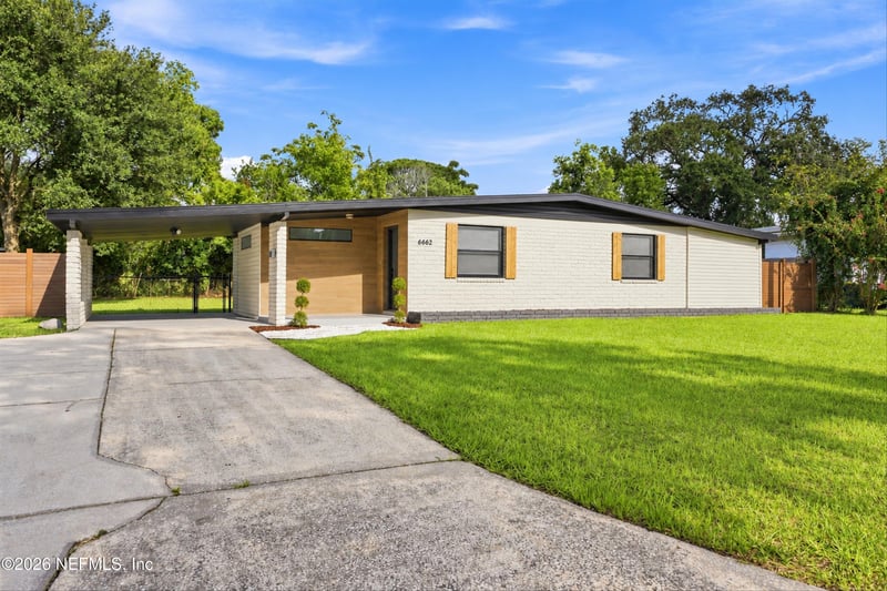 6662 Blackwood Dr, Jacksonville, FL 32277