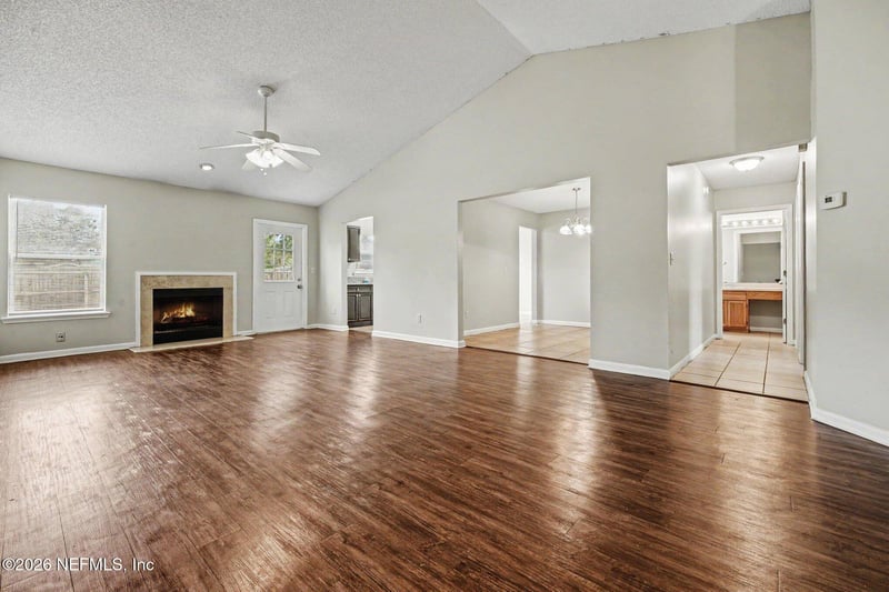 6670 Lana Ln, Jacksonville, FL 32244