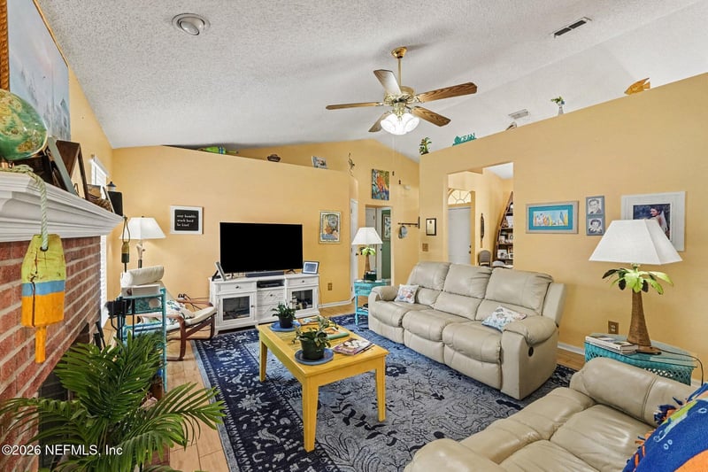 6699 Lana Ln, Jacksonville, FL 32244