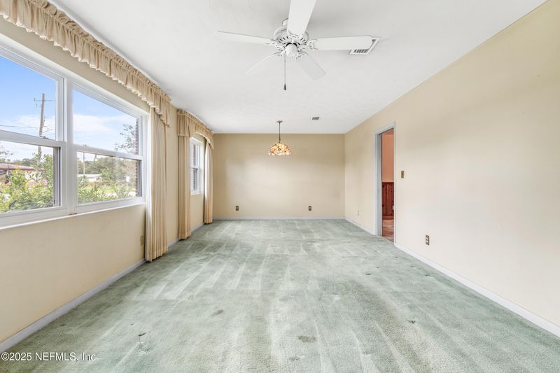6702 Heidi Rd, Jacksonville, FL 32277