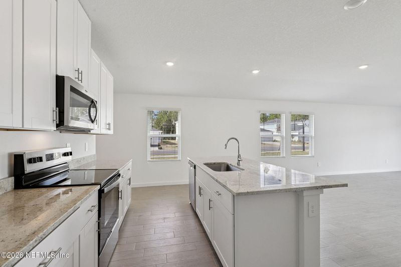 6716 Kings Creek Blvd, Jacksonville, FL 32219