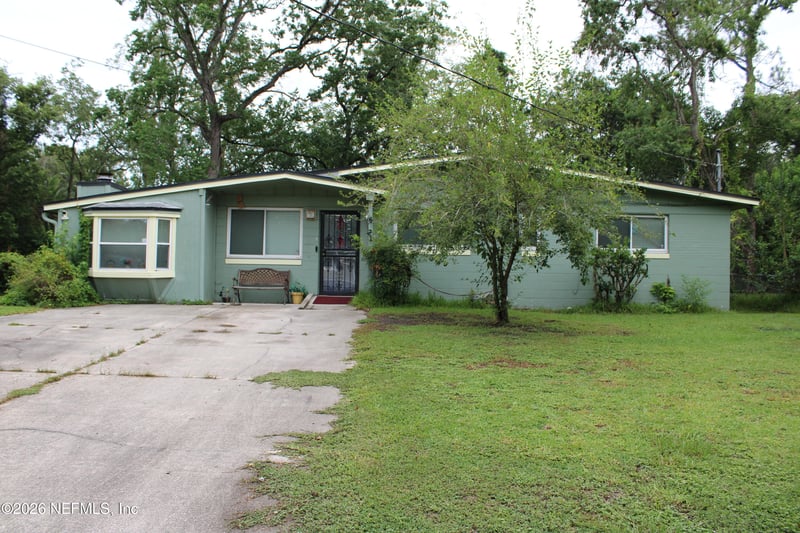 6721 Zircon Dr, Jacksonville, FL 32210