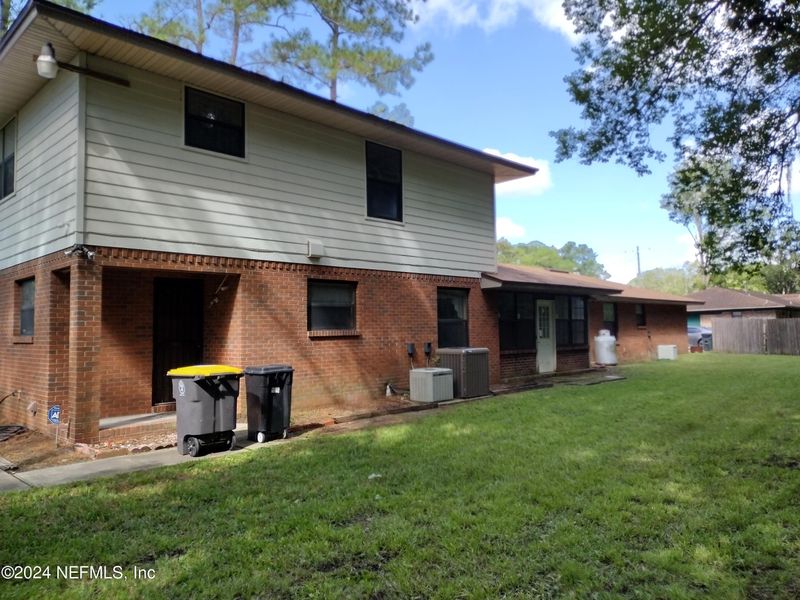 6731 Kinlock Dr, Jacksonville, FL 32219
