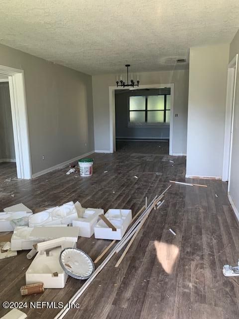 6735 N Peter Rabbit, Jacksonville, FL 32210