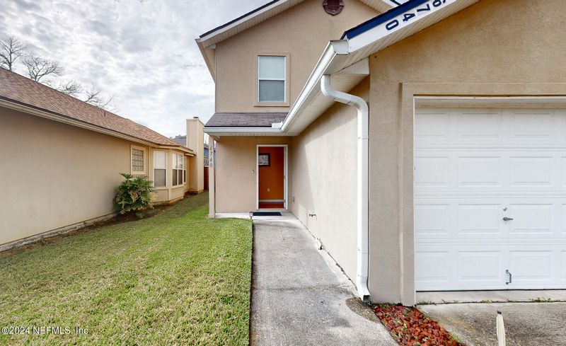 6740 Newgate Cir E, Jacksonville, FL 32244