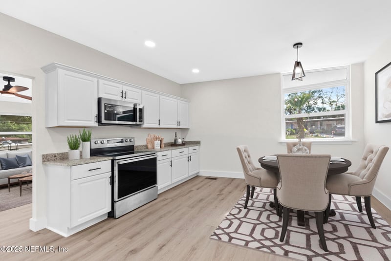 6745 Laurina Pl, Jacksonville, FL 32216