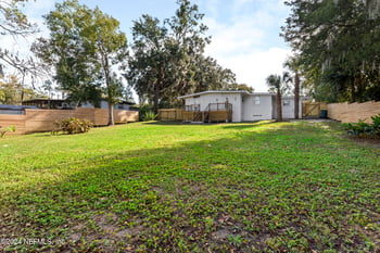 6745 Laurina Pl, Jacksonville, FL 32216