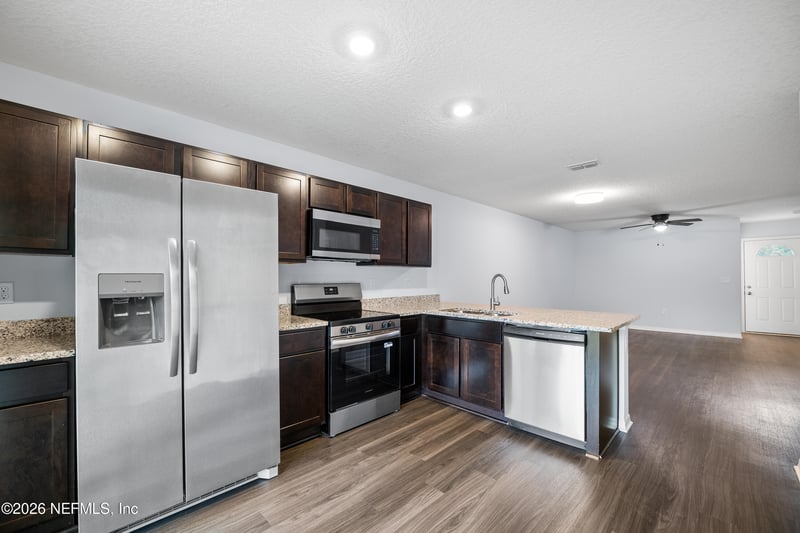 675 Moore St, Baldwin, FL 32234