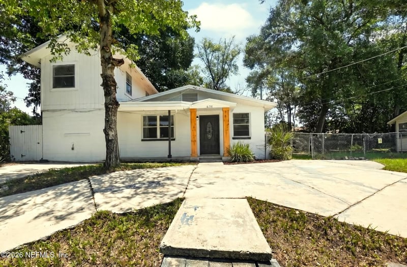6751 Perry St, Jacksonville, FL 32208