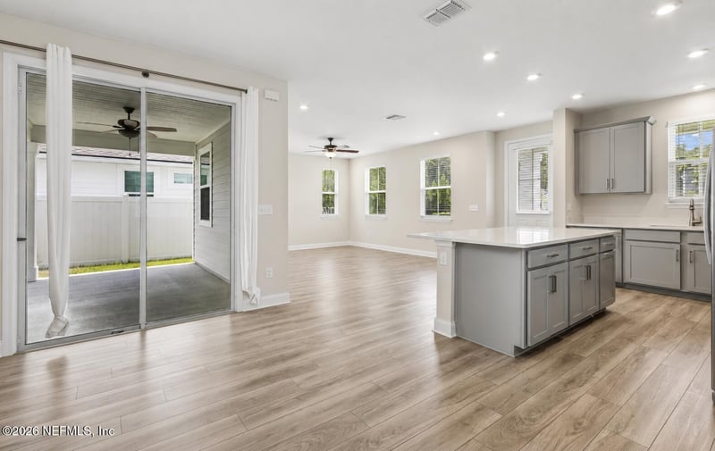 676 Palmetto Pl, Yulee, FL 32097