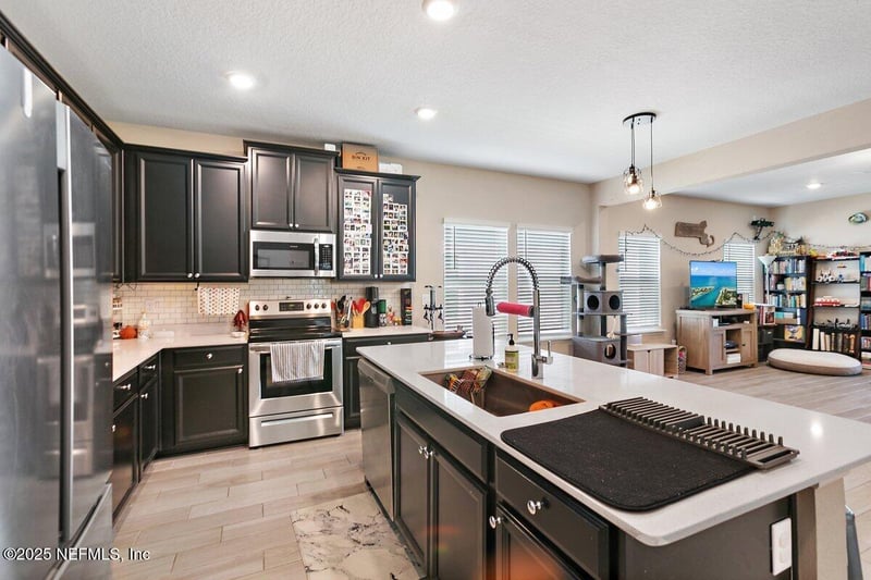 6761 Evening Dusk Dr, Jacksonville, FL 32244
