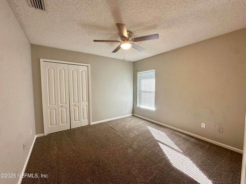 6764 Gentle Oaks Dr, Jacksonville, FL 32244