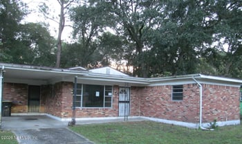6765 Gaspar Cir E, Jacksonville, FL 32219