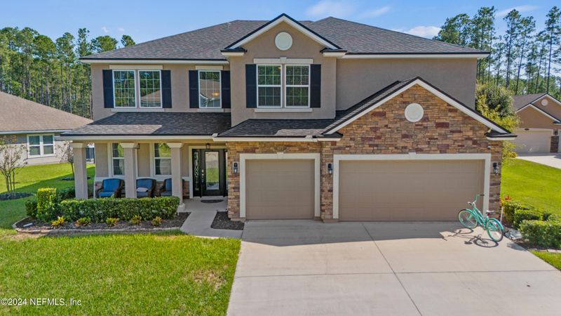 677 Fort William Dr, St Johns, FL 32259
