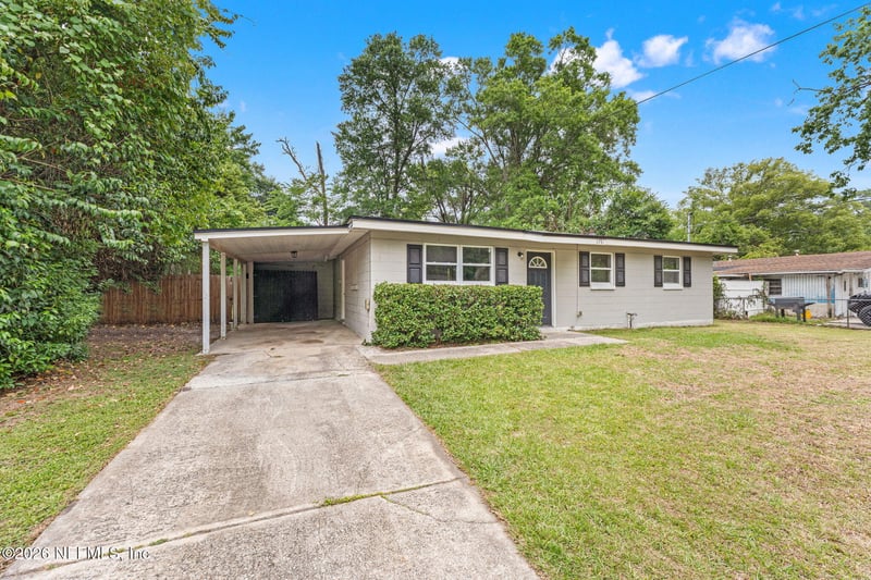 6781 Tinkerbell Ln, Jacksonville, FL 32210