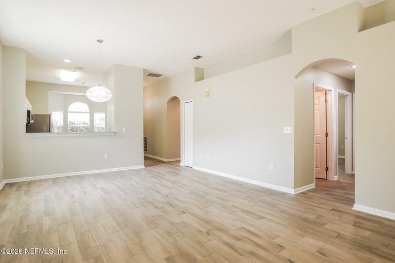 6809 Morse Oaks Dr, Jacksonville, FL 32244