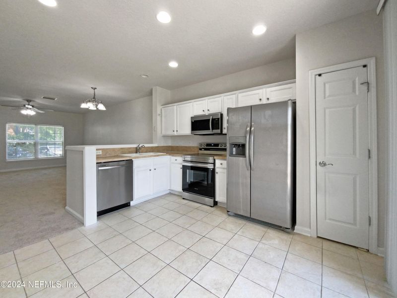 6810 Arching Branch Cir, Jacksonville, FL 32258