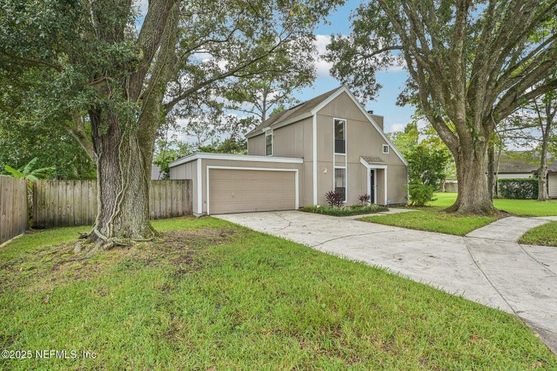 6814 Clover Ct, Jacksonville, FL 32244