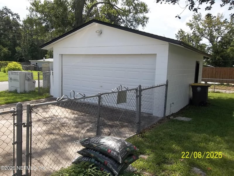 6840 La Paz Ct, Jacksonville, FL 32244