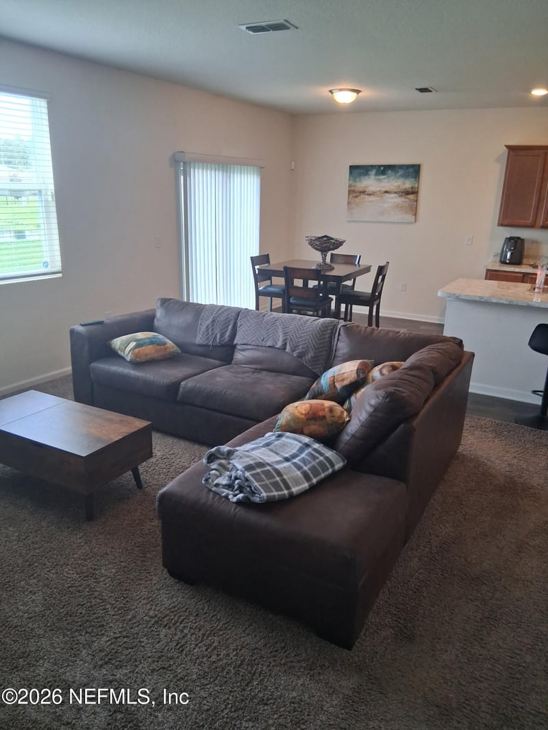 6841 Sandle Dr, Jacksonville, FL 32219
