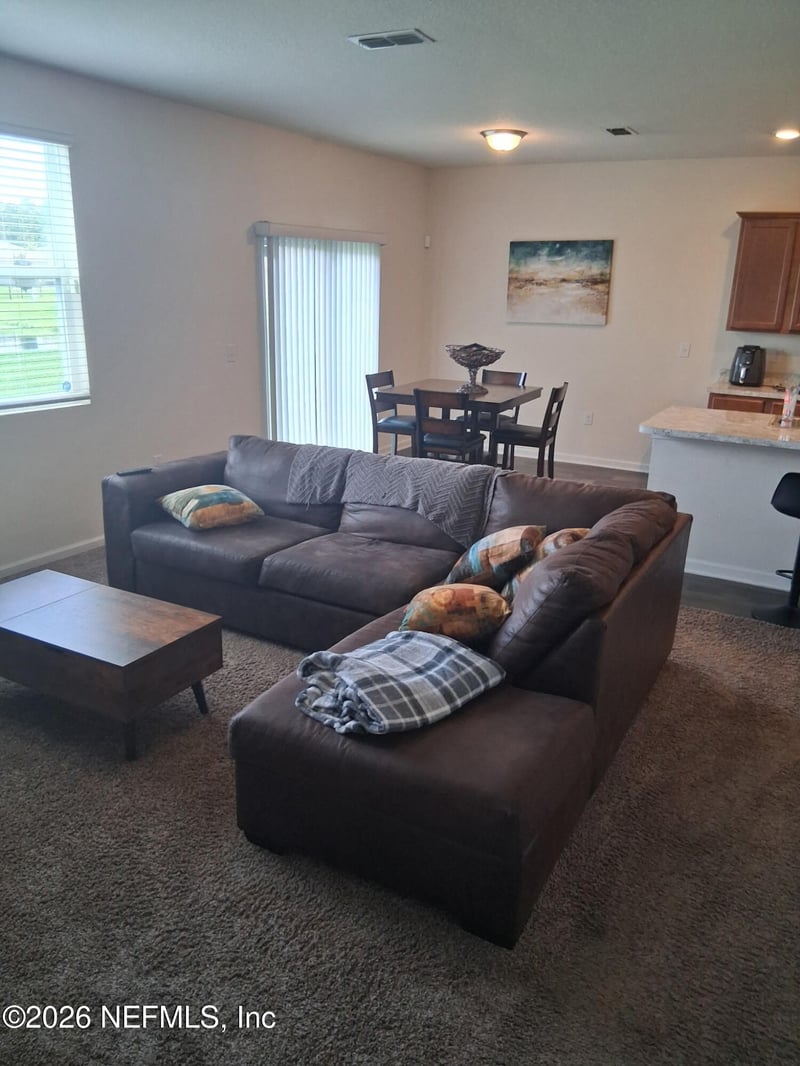 6841 Sandle Dr, Jacksonville, FL 32219