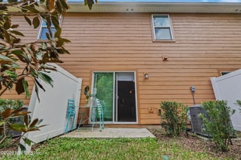 6849 Lake Mist Ln, Jacksonville, FL 32210