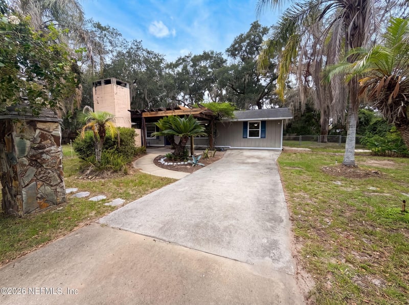 6854 Holly Hill Rd, Melrose, FL 32666