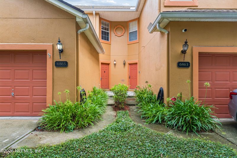 6865 Misty View Dr, Jacksonville, FL 32210