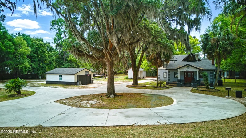 6878 Lenox Ave, Jacksonville, FL 32205