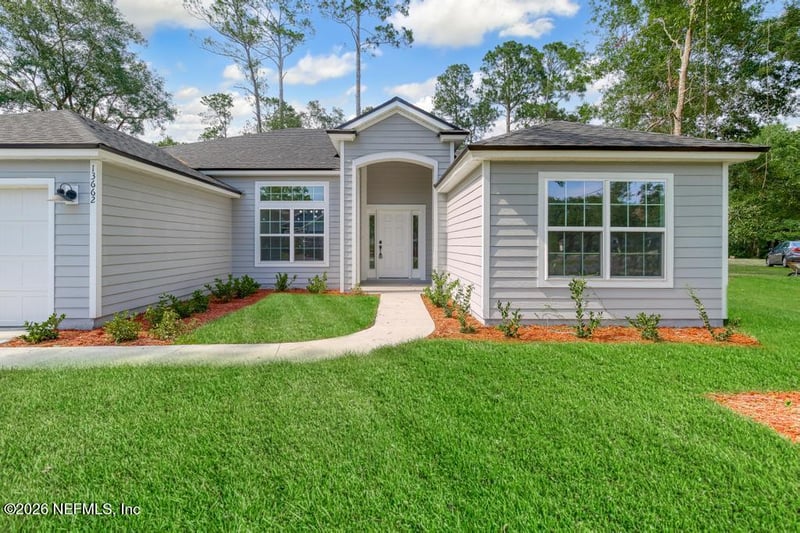 6882 Barney Rd, Jacksonville, FL 32219