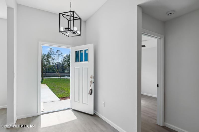6894 Barney Rd, Jacksonville, FL 32219
