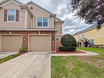 6908 Roundleaf Dr, Jacksonville, FL 32258