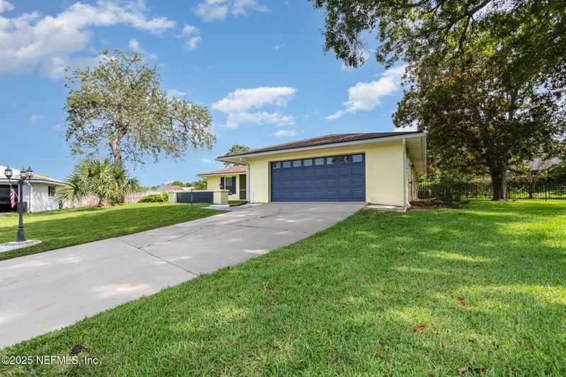 691 Medina Ct, St Augustine, FL 32086