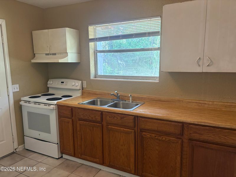 6912 Corday Rd, Jacksonville, FL 32208