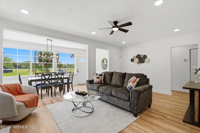6918 Park Cir, Jacksonville, FL 32208
