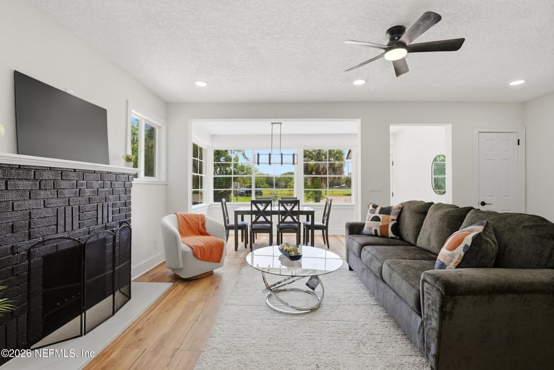 6918 Park Cir, Jacksonville, FL 32208