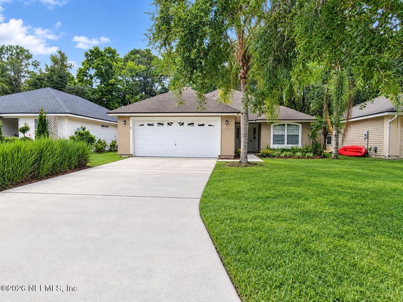 693 Mackenzie Cir, St Augustine, FL 32092