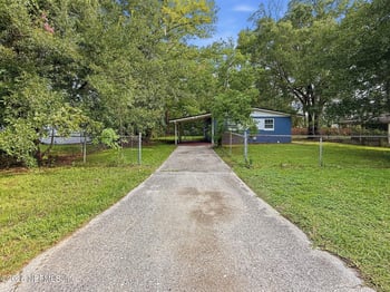6931 Miss Muffet Ln N, Jacksonville, FL 32210