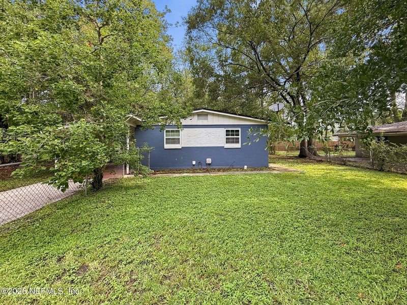 6931 Miss Muffet Ln N, Jacksonville, FL 32210