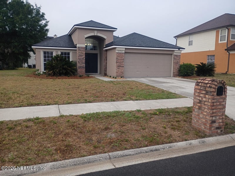 694 Cherry Bark Dr, Jacksonville, FL 32218