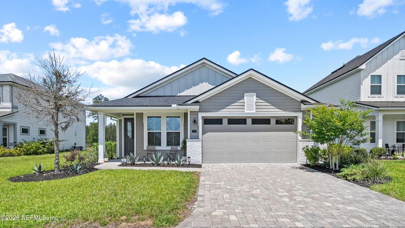 694 Silver Pine Dr, St Augustine, FL 32092