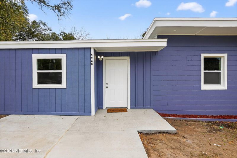 6948 Brandemere Rd S, Jacksonville, FL 32211