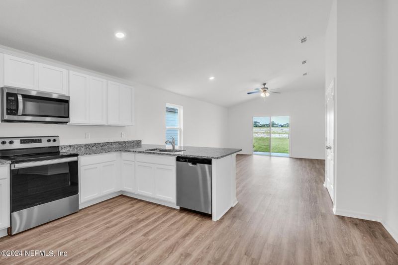 6948 Myrtle Oak Rd, Jacksonville, FL 32219