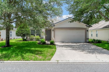 695 Bellshire Dr, Orange Park, FL 32065