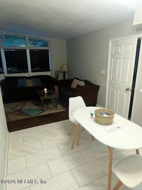6959 Bernay Ave, Jacksonville, FL 32205