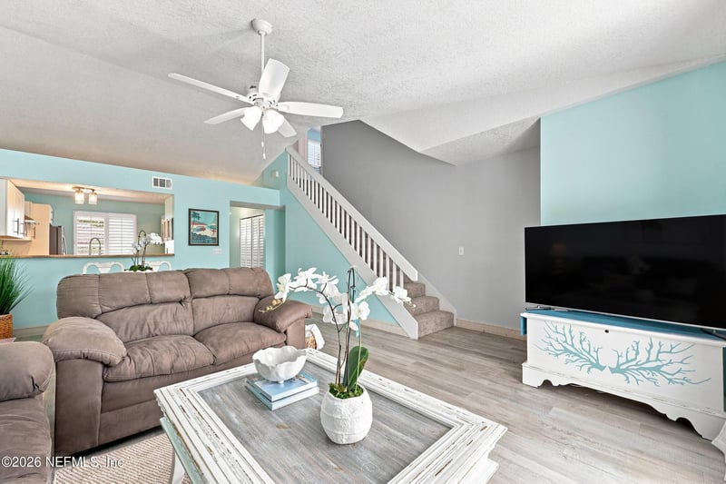 696 Aquatic Dr, Atlantic Beach, FL 32233