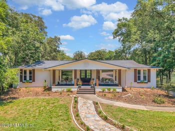 697 Arthur Moore Dr, Green Cove Springs, FL 32043