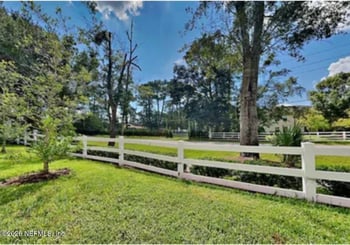 6976 St Ives Ct, Jacksonville, FL 32244