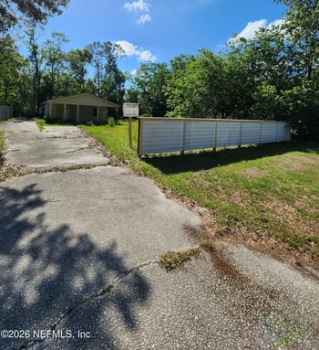 6978 Paul Howard Dr, Jacksonville, FL 32222