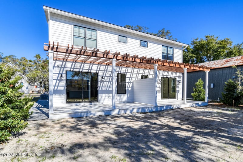 7 Sebastian Ave #A, St Augustine, FL 32084